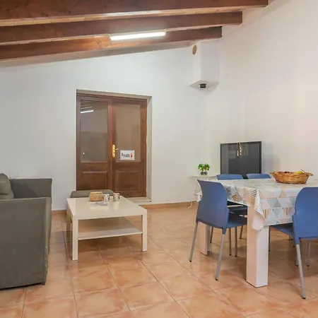 Villa Arhu *